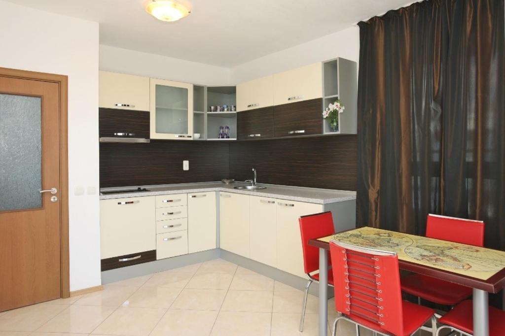 Sofia Apartments In Sunny Residence ซันนีบีช ห้อง รูปภาพ