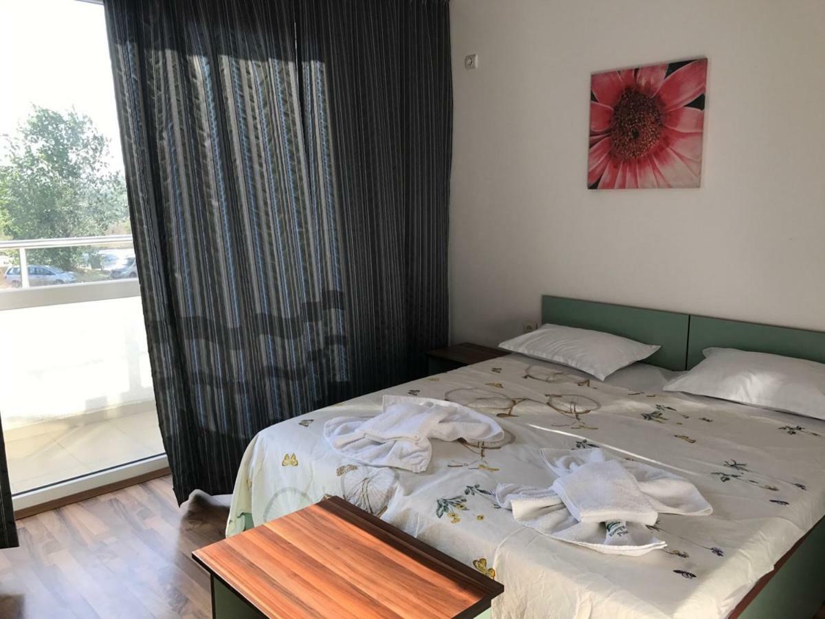 Sofia Apartments In Sunny Residence ซันนีบีช ภายนอก รูปภาพ